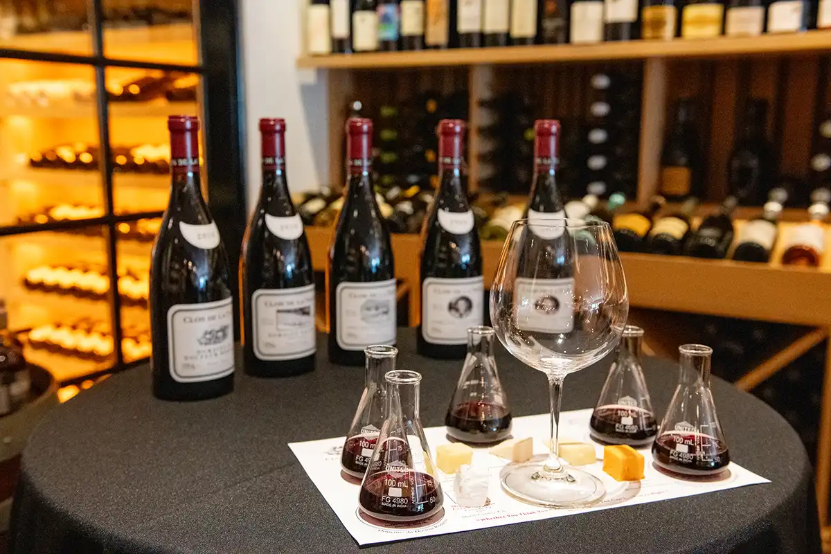 Oicture of Wine Bottles